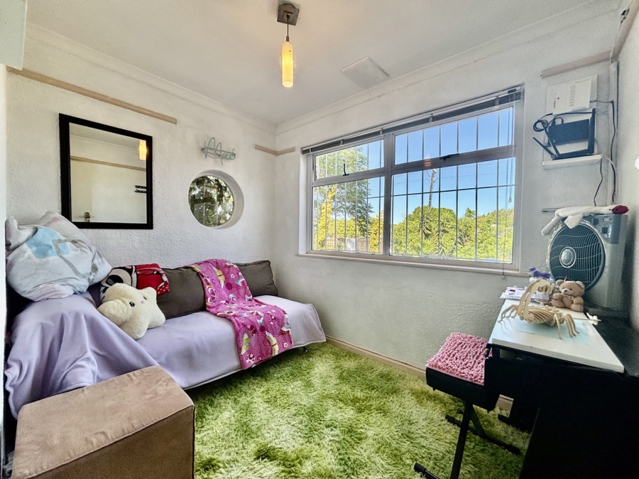 5 Bedroom Property for Sale in Flamingo Vlei Western Cape